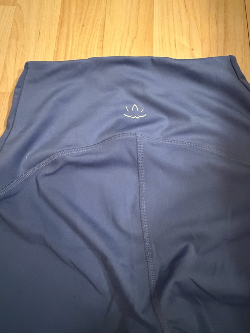 Beyond Yoga women’s Blue leggings with Reflective Logo